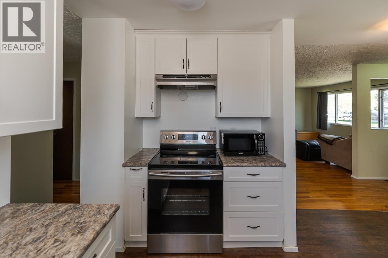 667 Alward Street, Prince George, British Columbia  V2M 2E6 - Photo 17 - R3121340