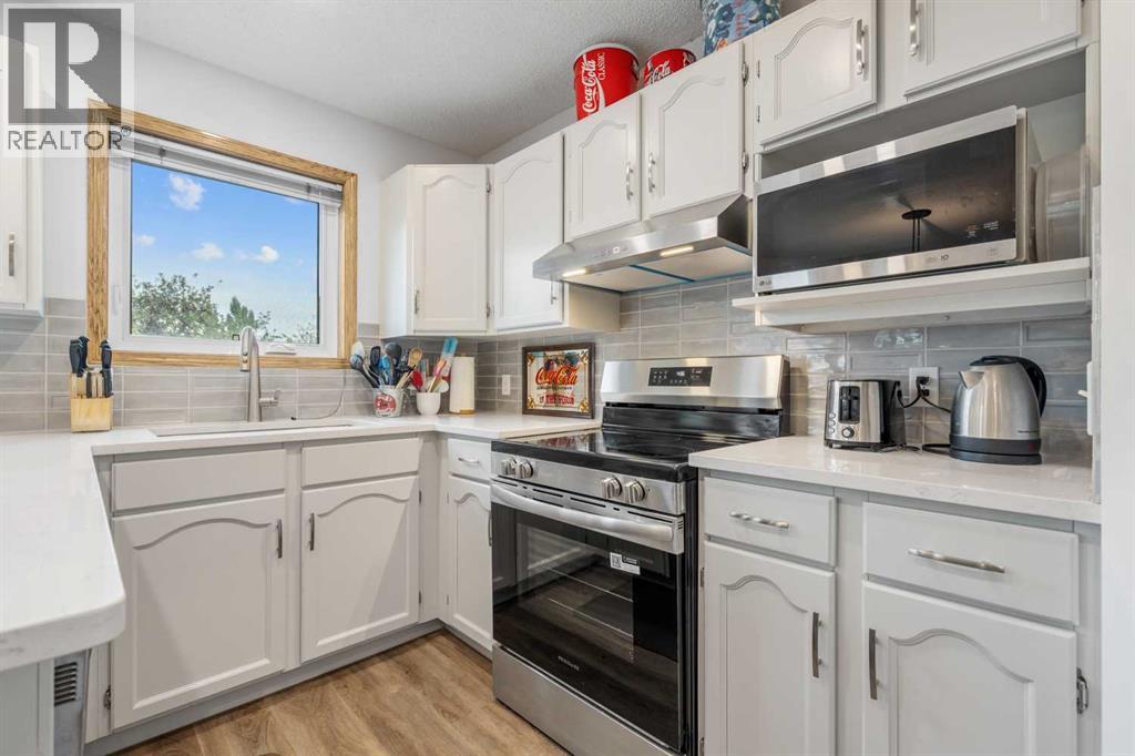 39 Arbour Wood Close NW, Calgary, Alberta  T3G 4A8 - Photo 9 - A2291285