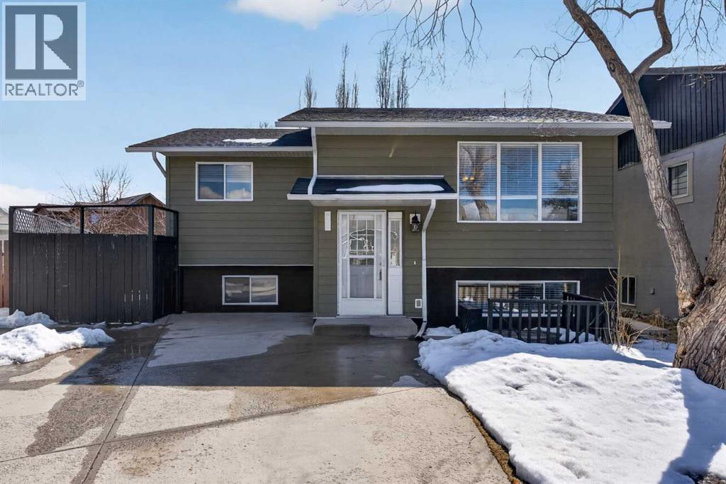32 Fallingworth Court NE, Calgary, Alberta