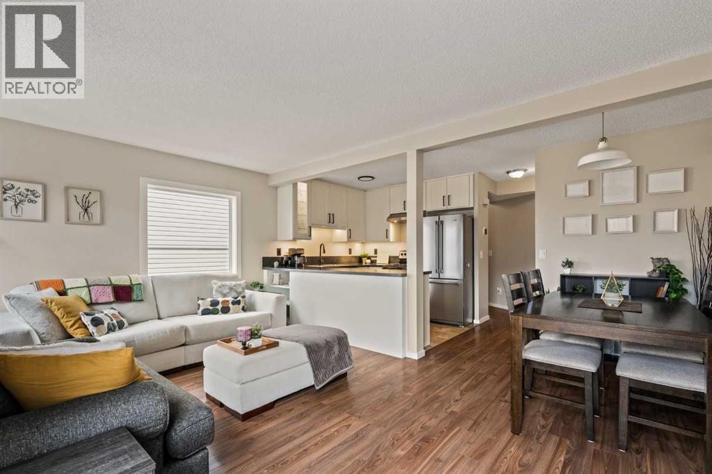101 Country Hills Villas NW, Calgary, Alberta  T3K 4S8 - Photo 5 - A2308244