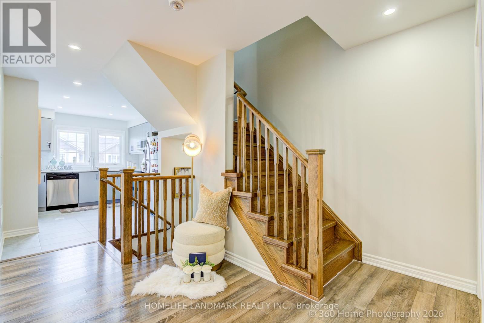 1020 Dragonfly Avenue, Pickering, Ontario  L1X 0E9 - Photo 11 - E13106422