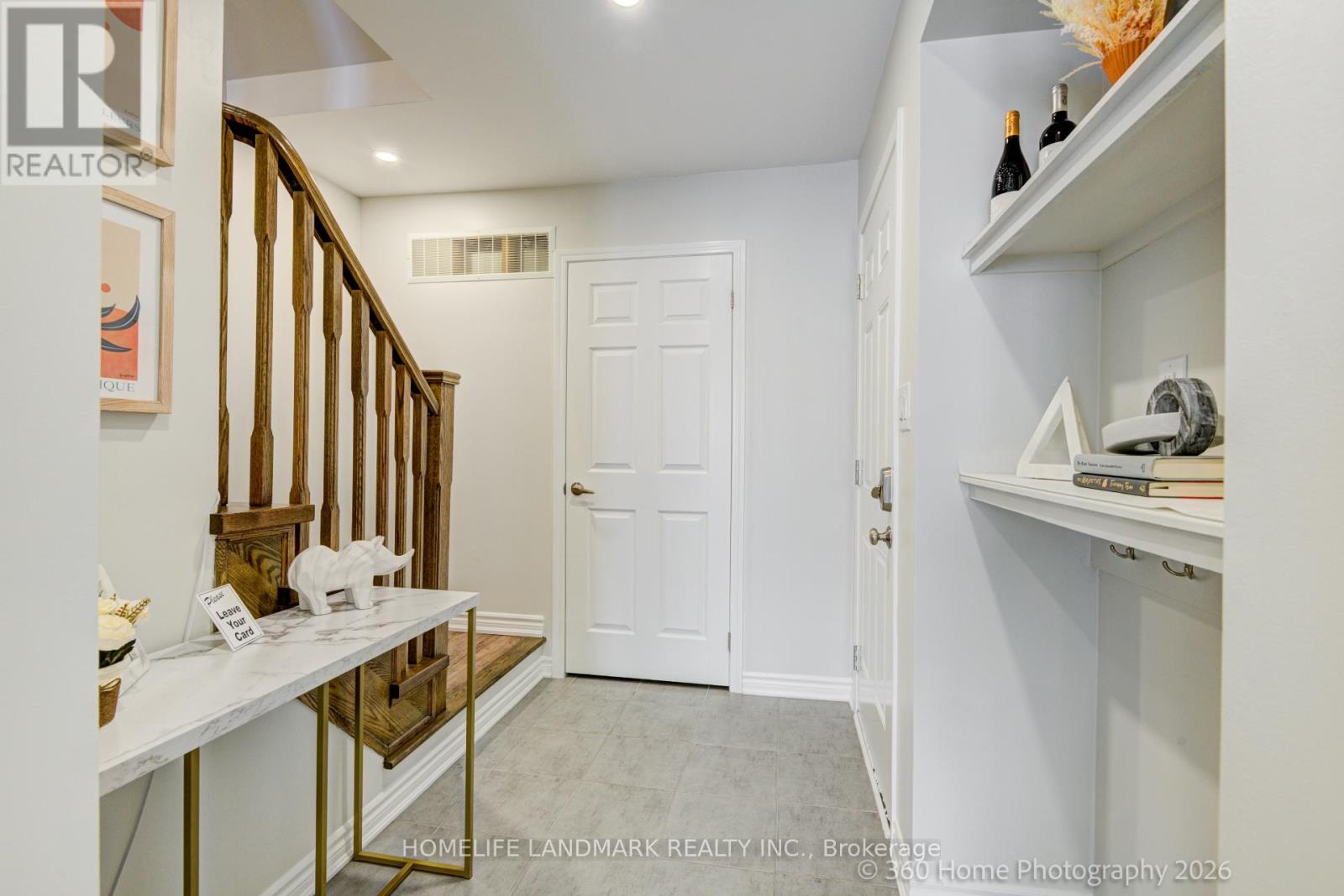 1020 Dragonfly Avenue, Pickering, Ontario  L1X 0E9 - Photo 7 - E13106422