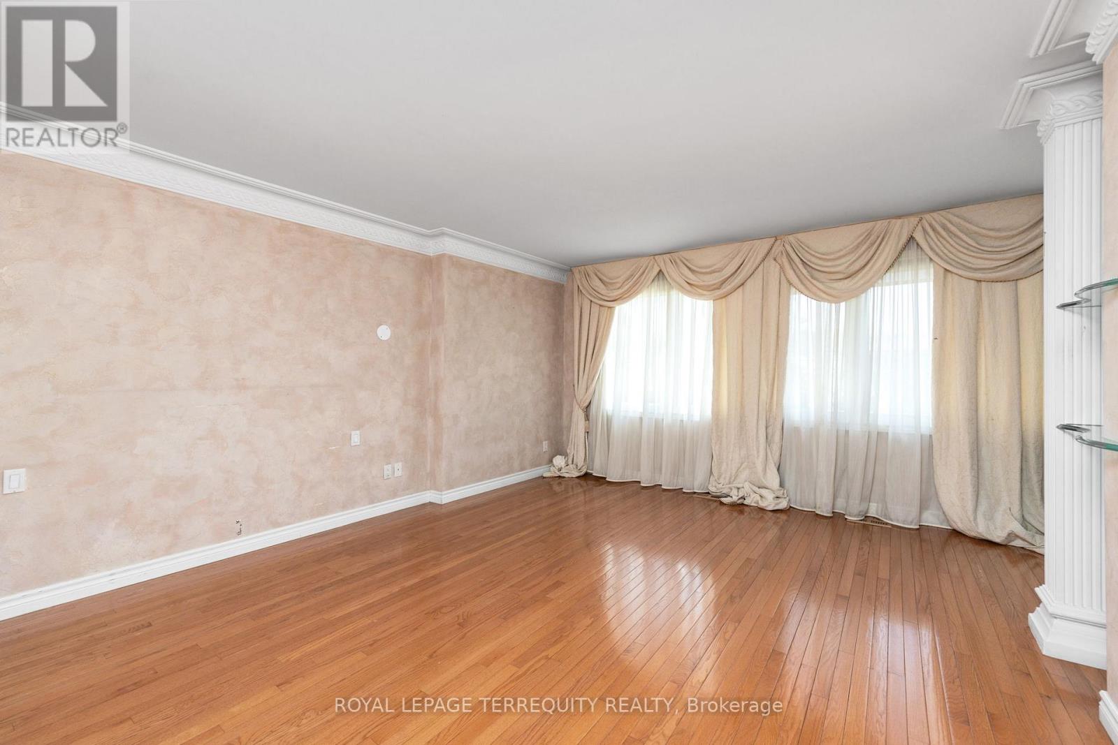 40 Sunnycrest Road, Toronto, Ontario  M2R 2T4 - Photo 12 - C13107616