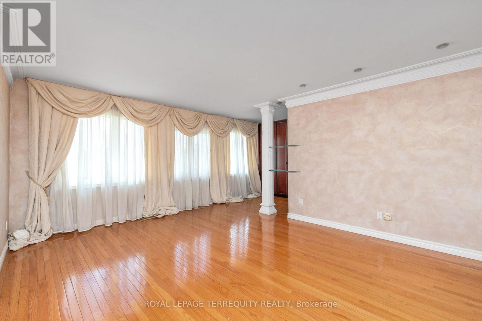 40 Sunnycrest Road, Toronto, Ontario  M2R 2T4 - Photo 13 - C13107616
