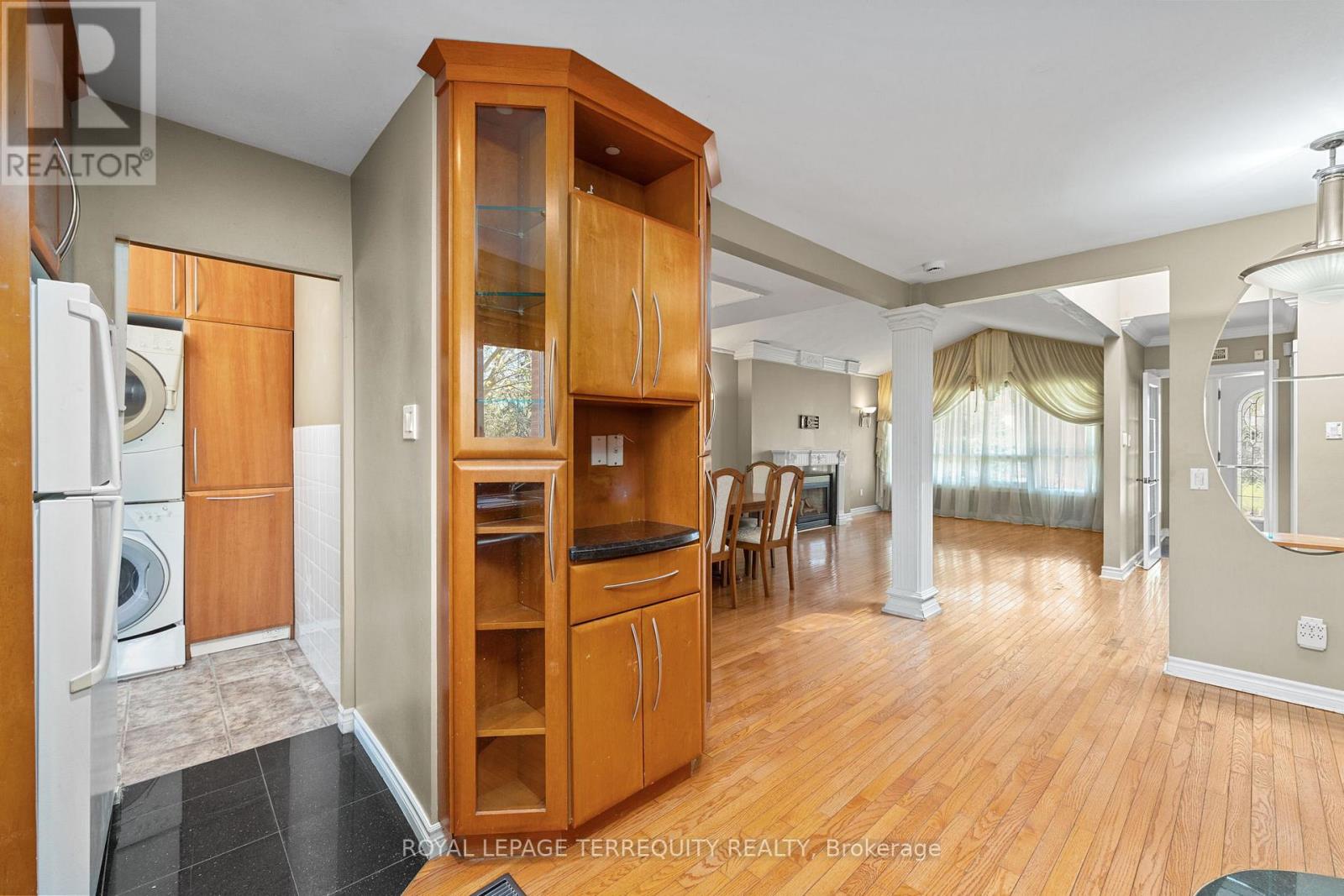 40 Sunnycrest Road, Toronto, Ontario  M2R 2T4 - Photo 9 - C13107616