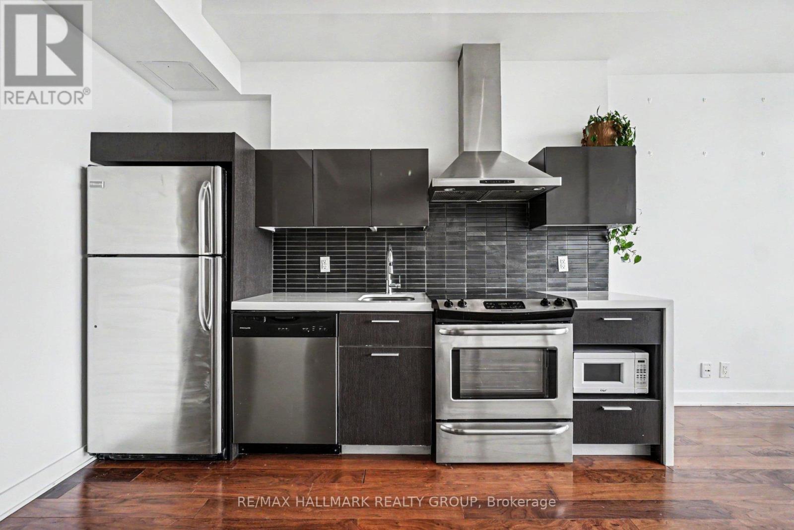 842 - 340 Mcleod Street, Ottawa, Ontario  K2P 1A4 - Photo 4 - X13107534