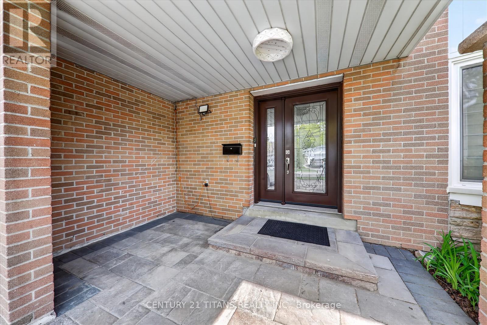47 Kentish Crescent, Toronto, Ontario  M1S 2Z3 - Photo 3 - E13107612