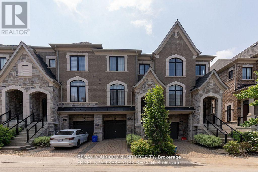 29 Nardini Lane N, Richmond Hill, Ontario  L4C 1C2 - Photo 2 - N13107530