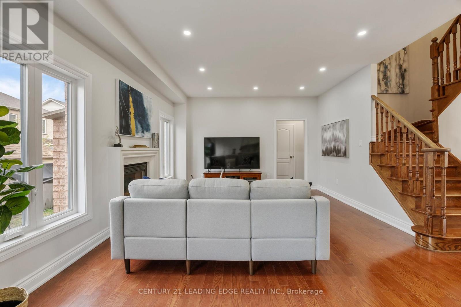 114 Stonechurch Crescent, Markham, Ontario  L6B 0J2 - Photo 13 - N13107588