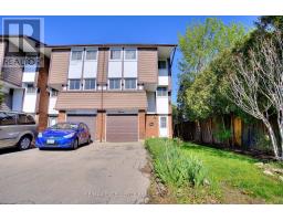 11 PRISCILLA LANE, Hamilton, Ontario