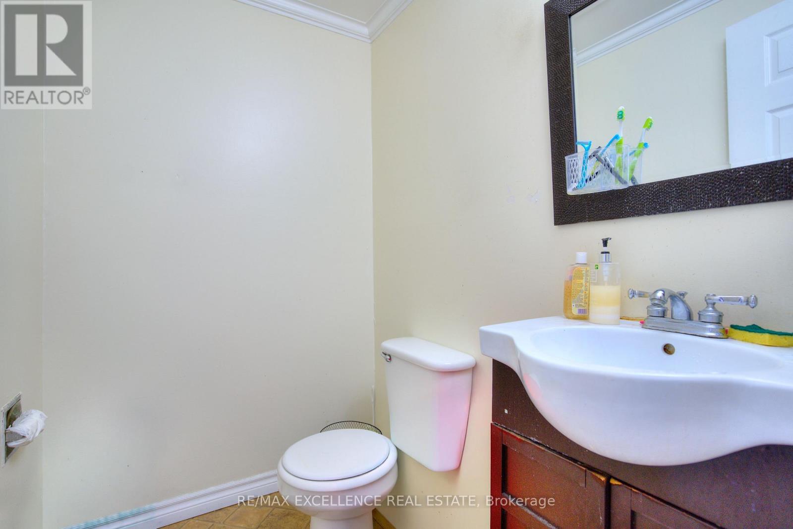 11 Priscilla Lane, Hamilton, Ontario  L8E 3K9 - Photo 27 - X13107488