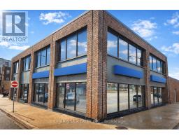 22 CLAPPERTON STREET, Barrie, Ontario