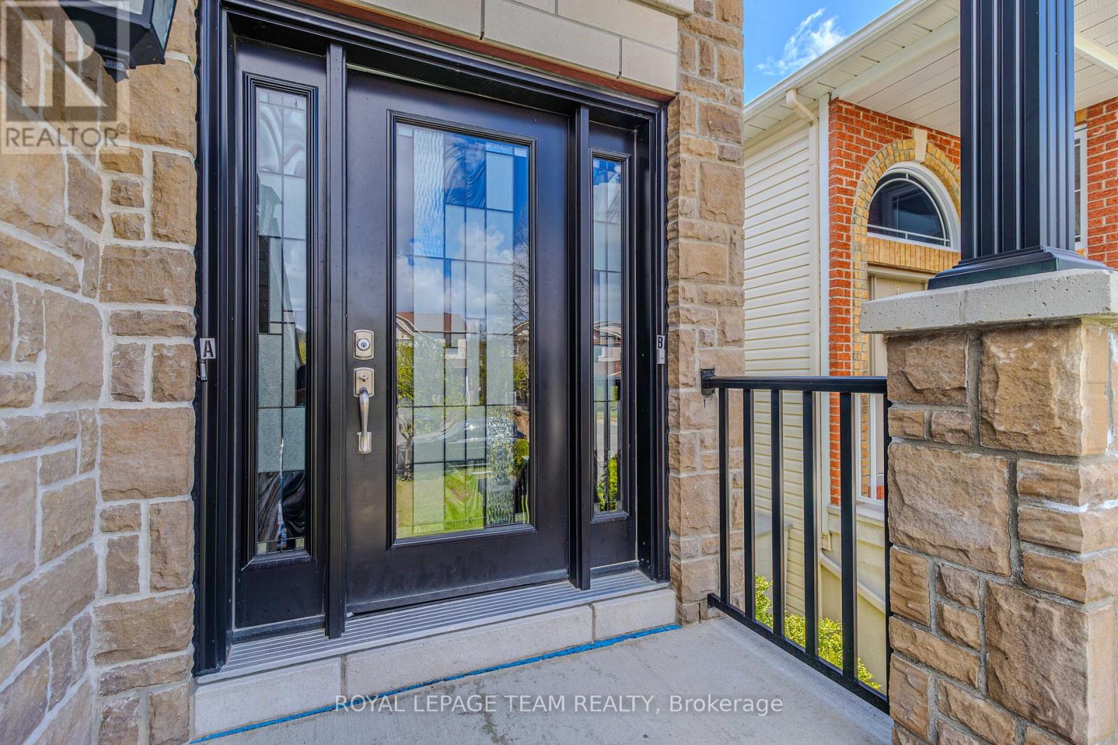 Unit B - 1566 Lisbon Street, Ottawa, Ontario  K4A 4B9 - Photo 4 - X12837622