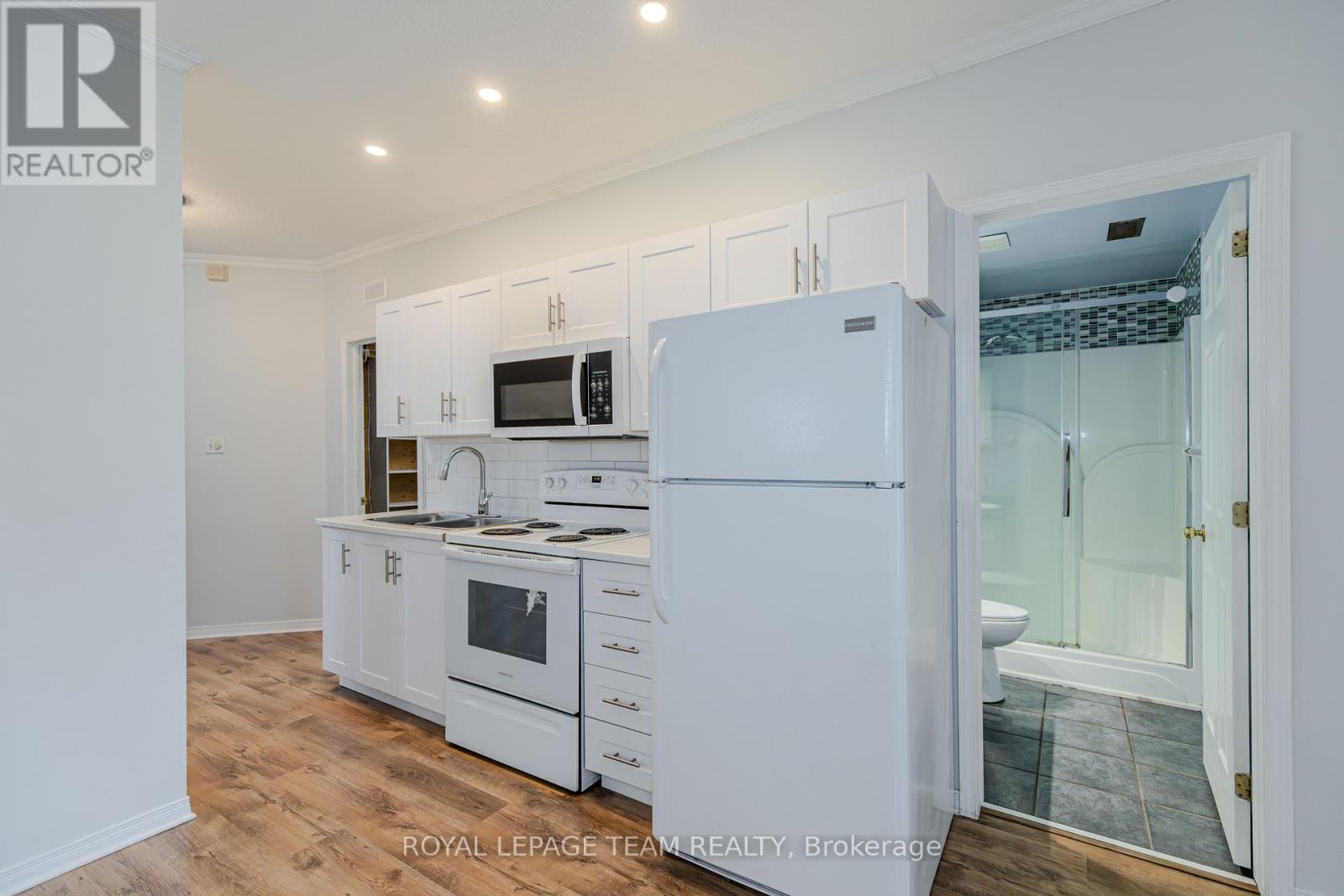 Unit B - 1566 Lisbon Street, Ottawa, Ontario  K4A 4B9 - Photo 9 - X12837622