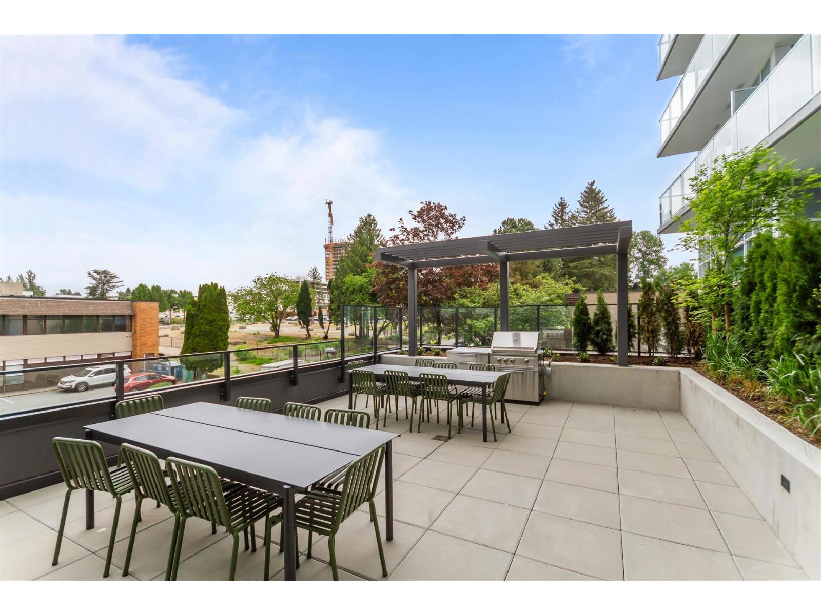 2707 13738 Central Avenue, Surrey, British Columbia  V3T 0X5 - Photo 20 - R3121679