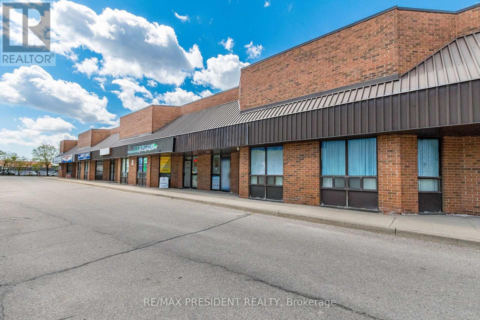 55 & 56 - 8500 Torbram Road, Brampton, Ontario  L6T 5C6 - Photo 2 - W13107520