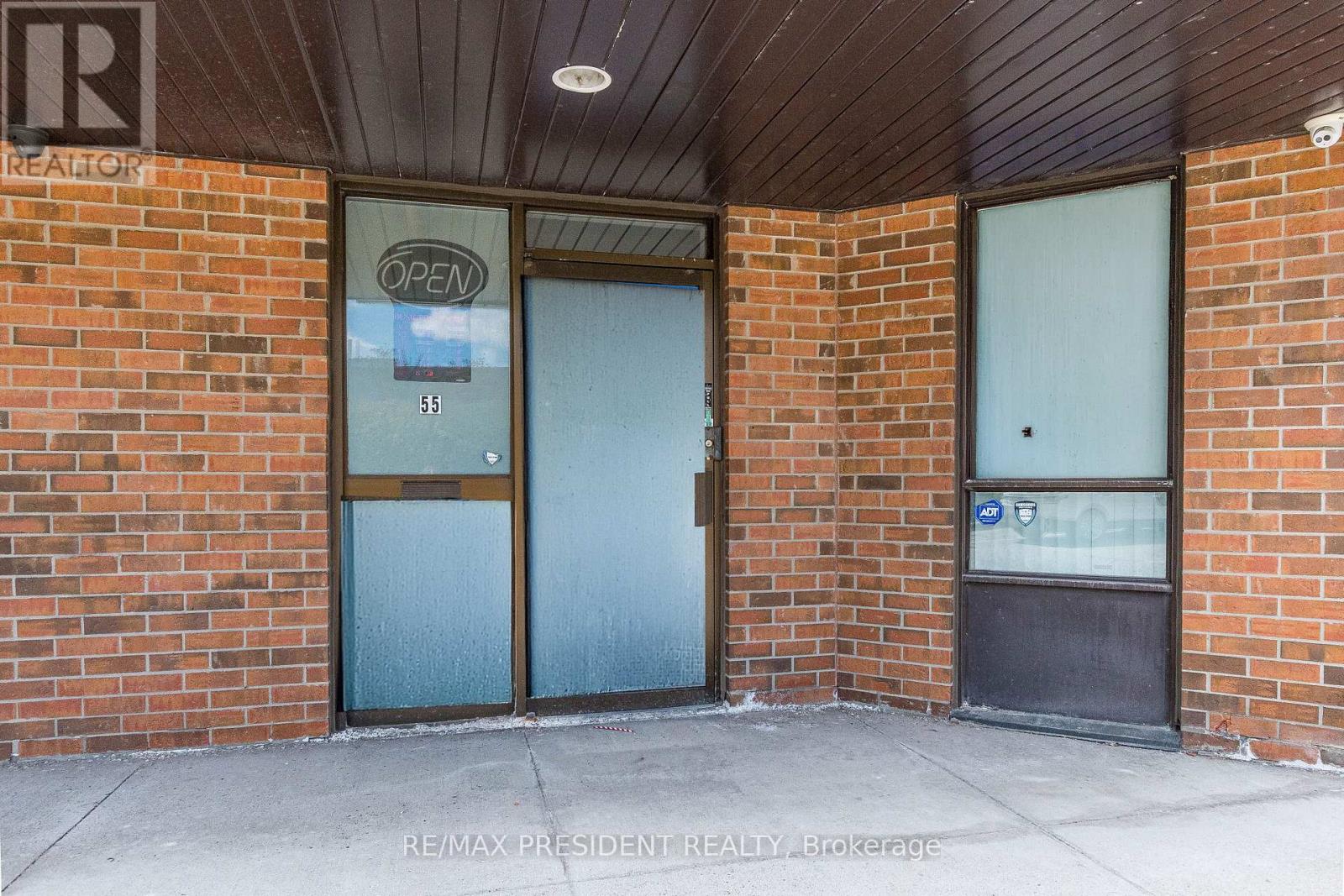 55 & 56 - 8500 Torbram Road, Brampton, Ontario  L6T 5C6 - Photo 3 - W13107520