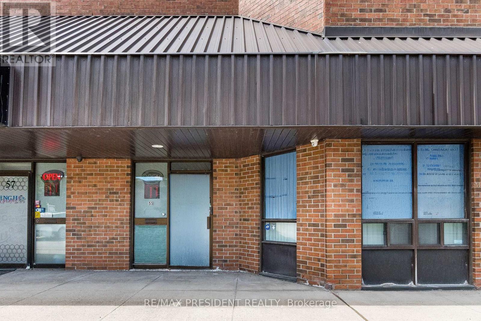55 & 56 - 8500 Torbram Road, Brampton, Ontario  L6T 5C6 - Photo 4 - W13107520