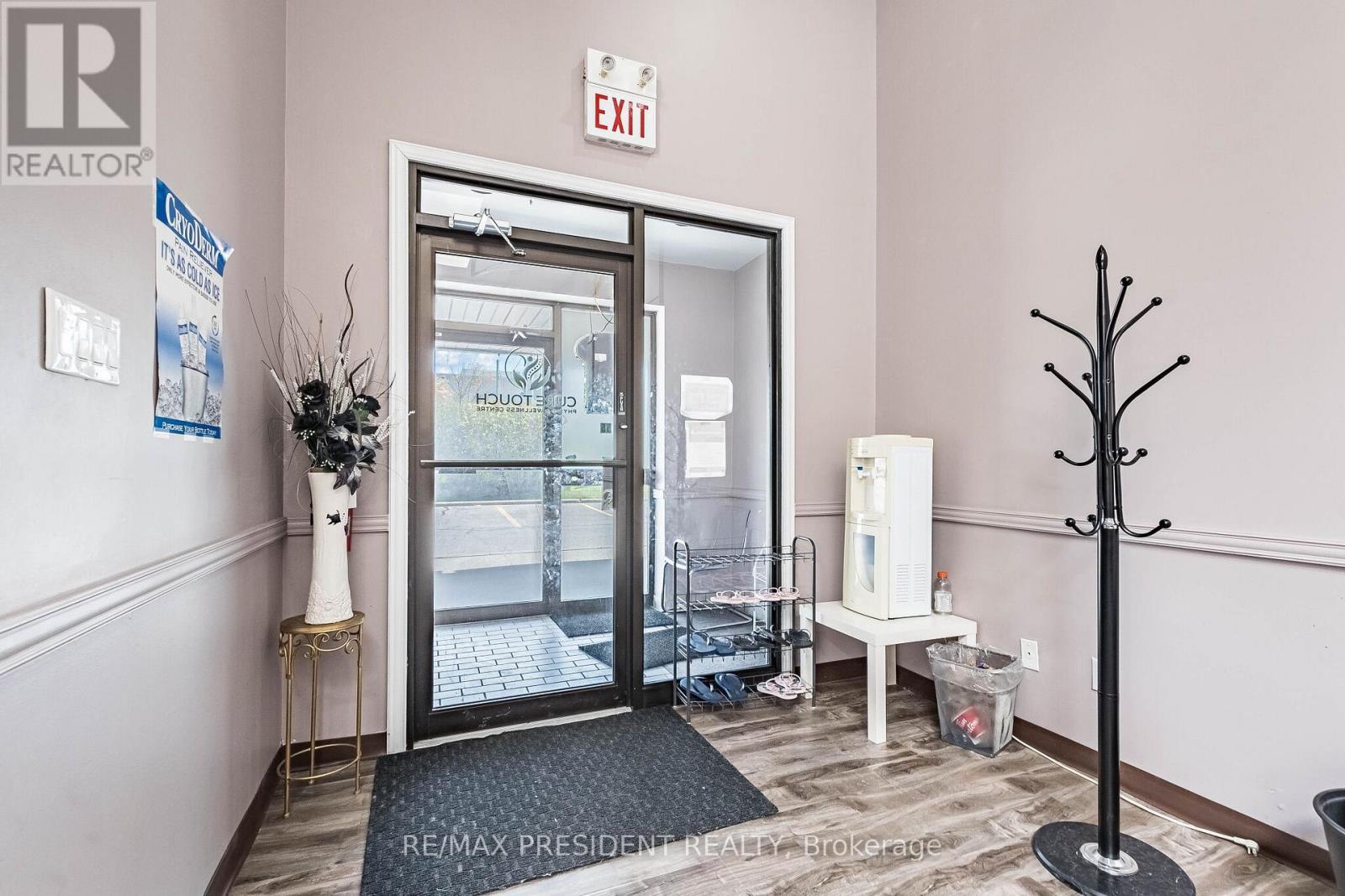 55 & 56 - 8500 Torbram Road, Brampton, Ontario  L6T 5C6 - Photo 8 - W13107520