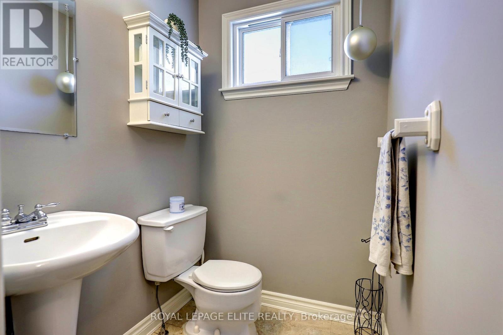 7113 Tamar Road, Mississauga, Ontario  L5N 1Y7 - Photo 15 - W13107526