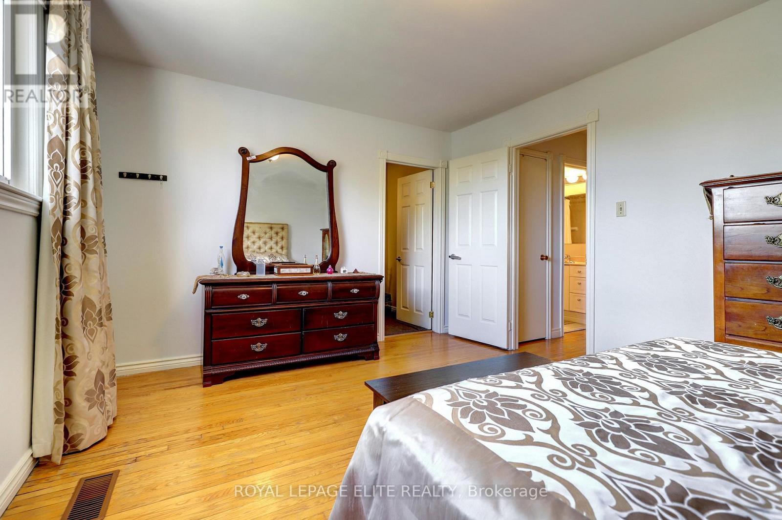 7113 Tamar Road, Mississauga, Ontario  L5N 1Y7 - Photo 20 - W13107526