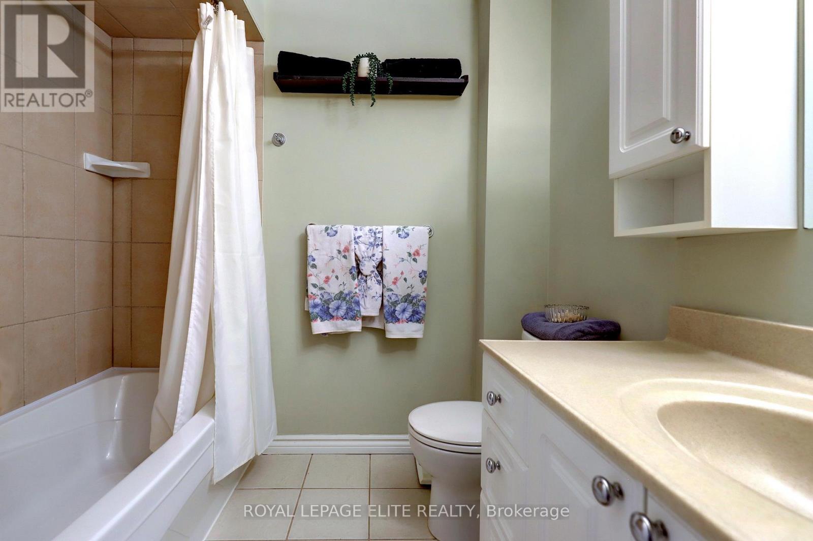 7113 Tamar Road, Mississauga, Ontario  L5N 1Y7 - Photo 23 - W13107526