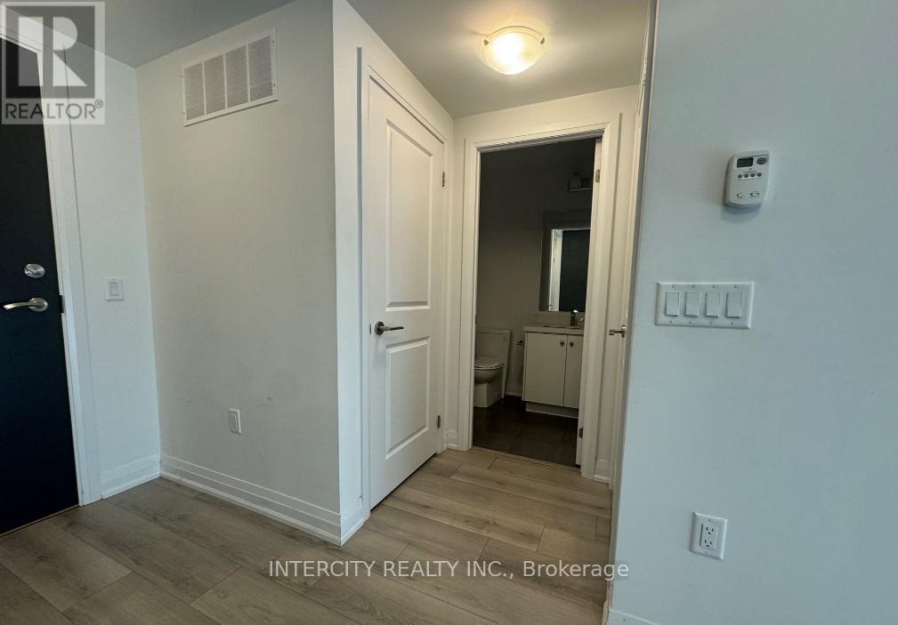 138 - 85 Attmar Drive, Brampton (Bram East), Ontario  L6P 0Y6 - Photo 2 - W13107538