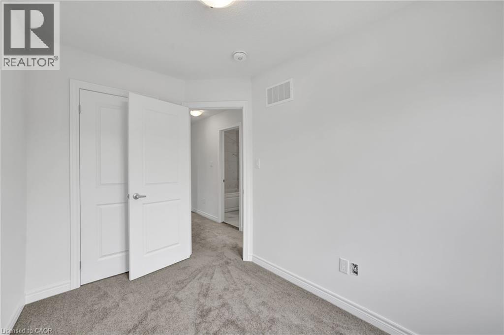 29 Radison Lane, Hamilton, Ontario  L8H 0B5 - Photo 16 - 40828783