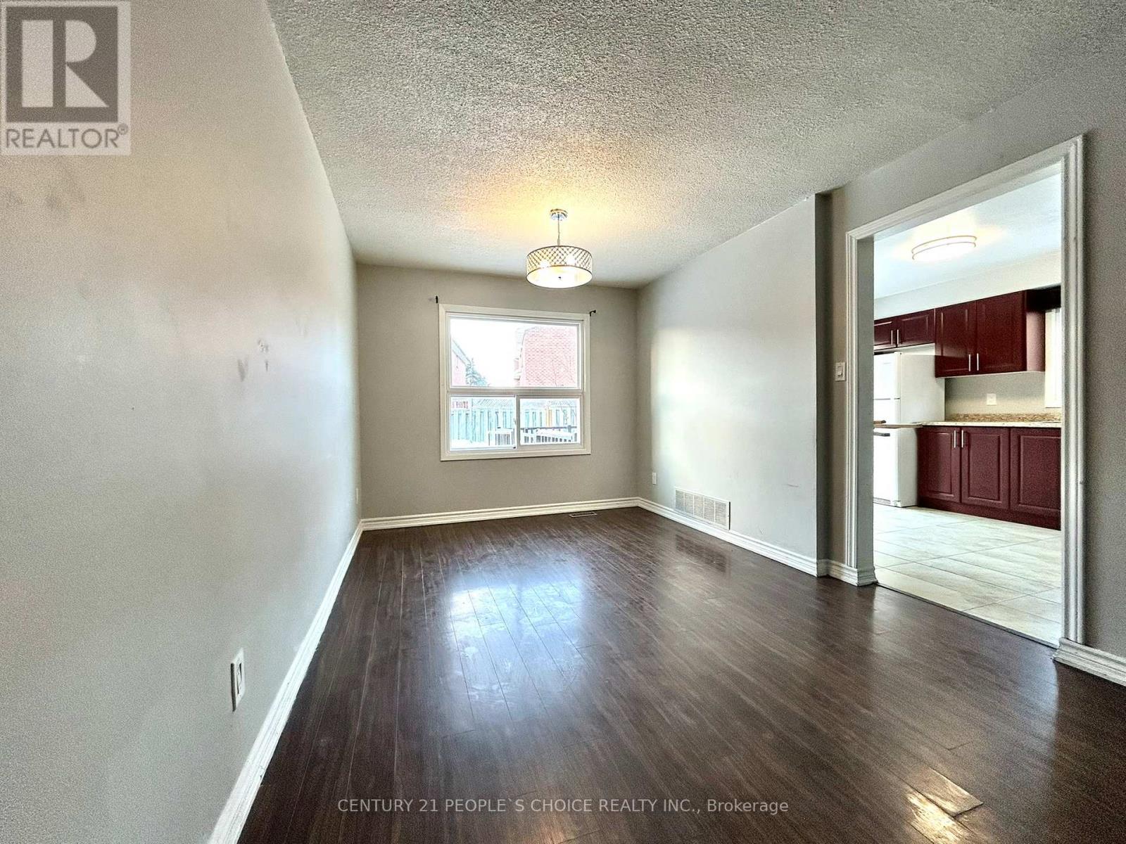 28 Beisel Court, Brampton, Ontario  L6Z 2R7 - Photo 5 - W13107540