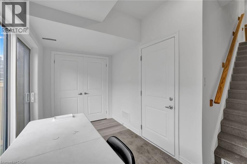 29 Radison Lane, Hamilton, Ontario  L8H 0B5 - Photo 28 - 40828783