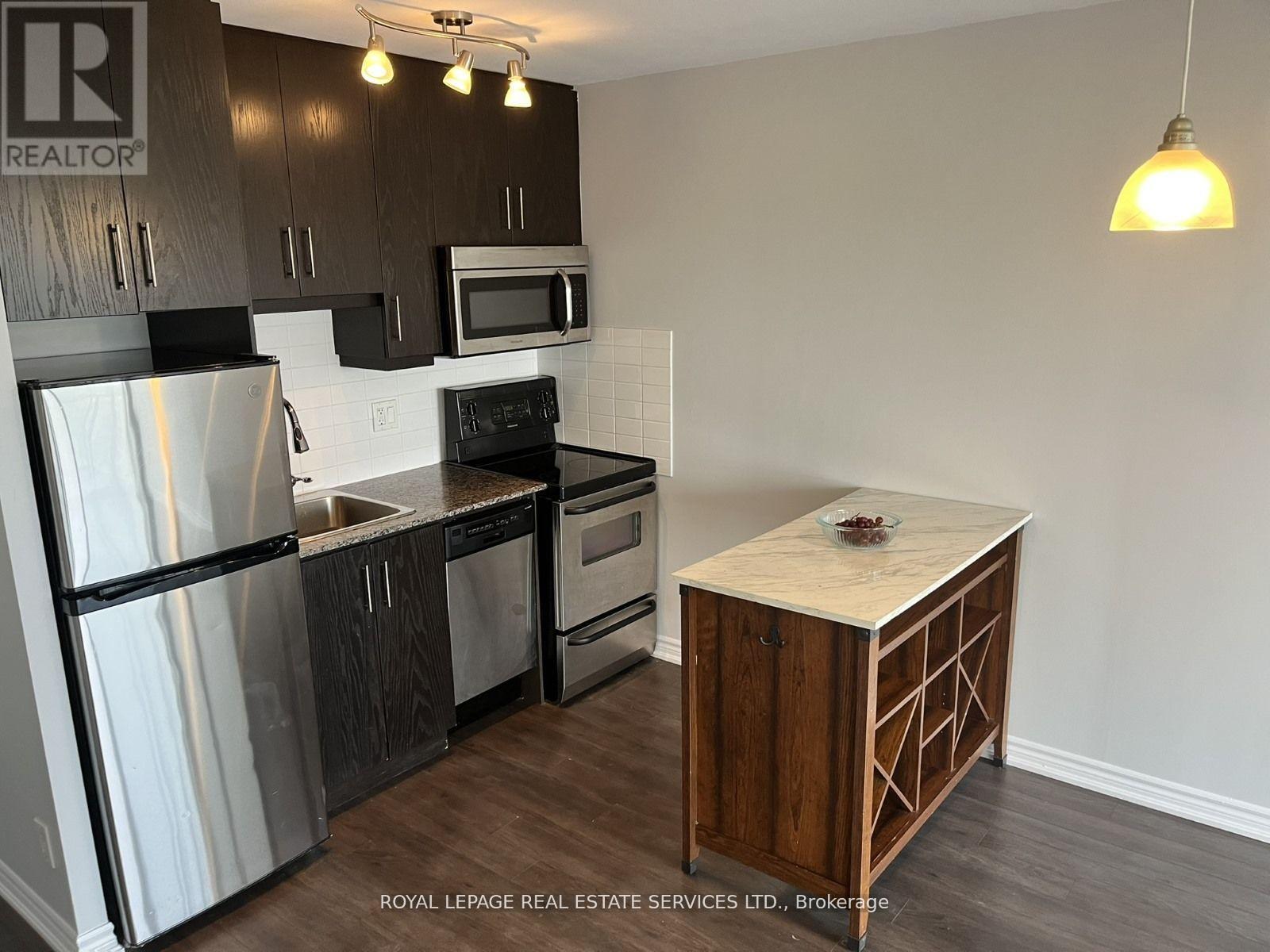 828 - 15 James Finlay Way, Toronto, Ontario  M3M 0B3 - Photo 3 - W13107548
