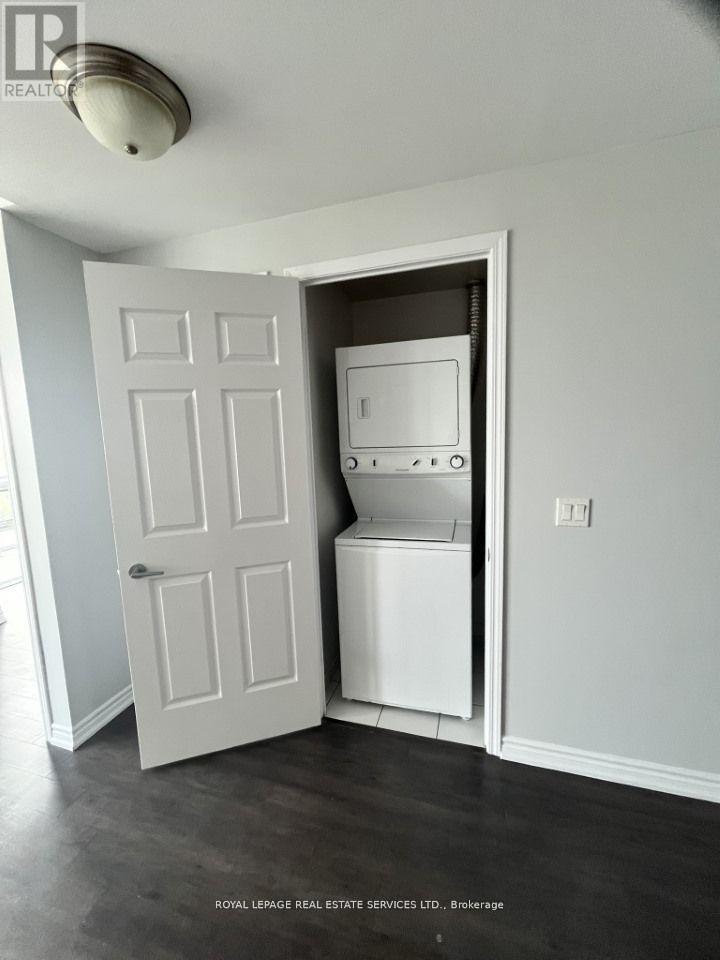 828 - 15 James Finlay Way, Toronto, Ontario  M3M 0B3 - Photo 6 - W13107548
