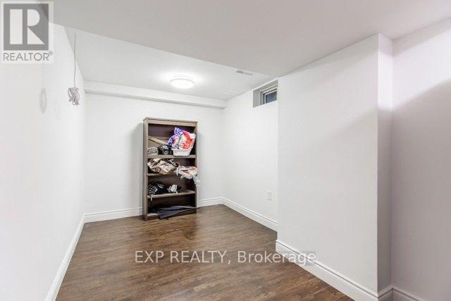 81 - 833 Scollard Court, Mississauga, Ontario  L5V 2B4 - Photo 26 - W13107578