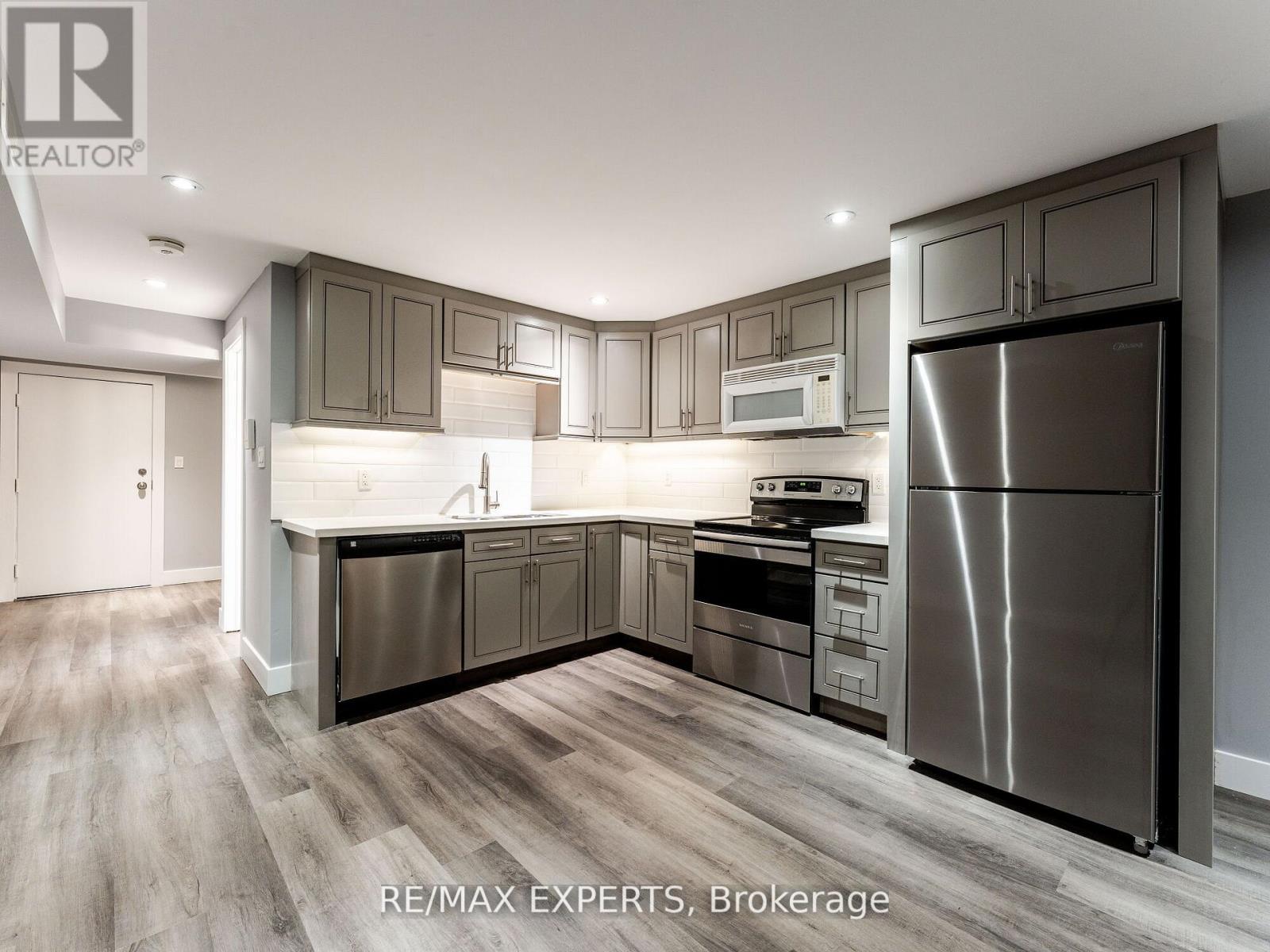 Basement - 2 Hyde Avenue, Toronto, Ontario M6M 1J3 - Photo 15 - W13107594