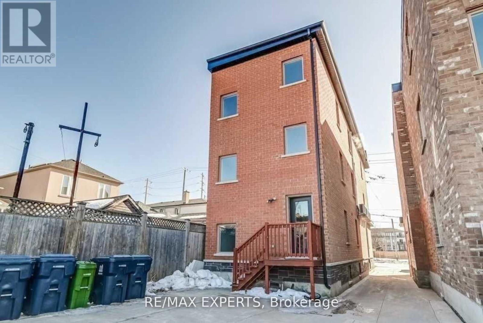 Basement - 2 Hyde Avenue, Toronto, Ontario M6M 1J3 - Photo 21 - W13107594