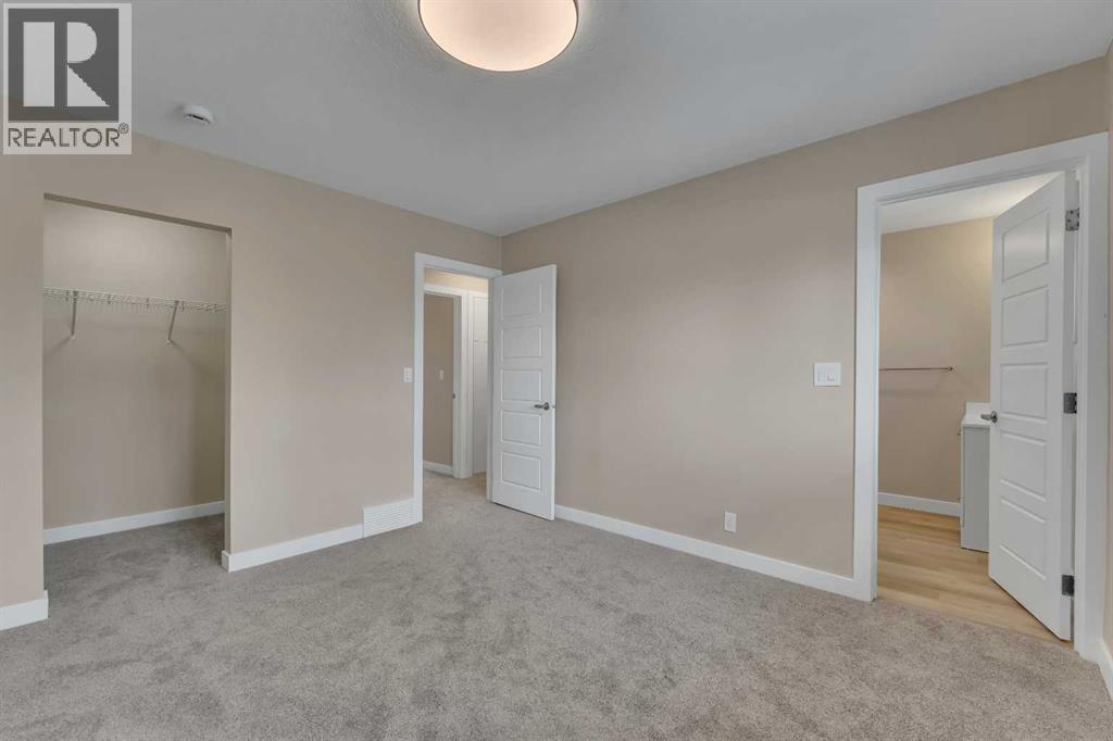 221 Madeira Crescent Ne, Calgary, Alberta  T2A 4N3 - Photo 15 - A2308131