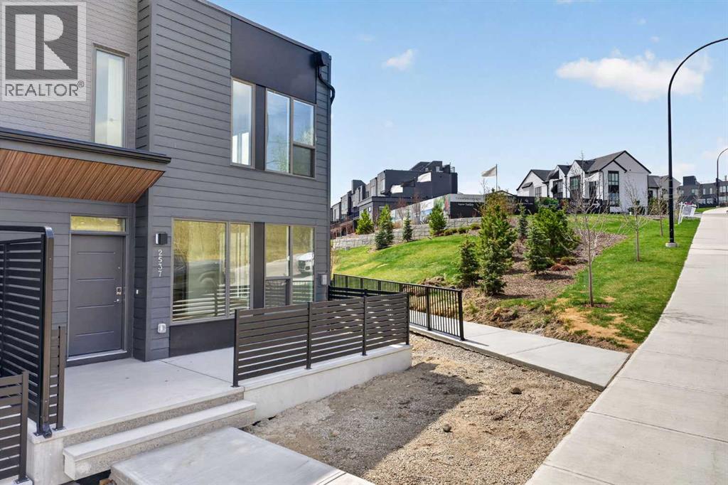2537 Sovereign Crescent Sw, Calgary, Alberta  T3C 3Y3 - Photo 30 - A2308805