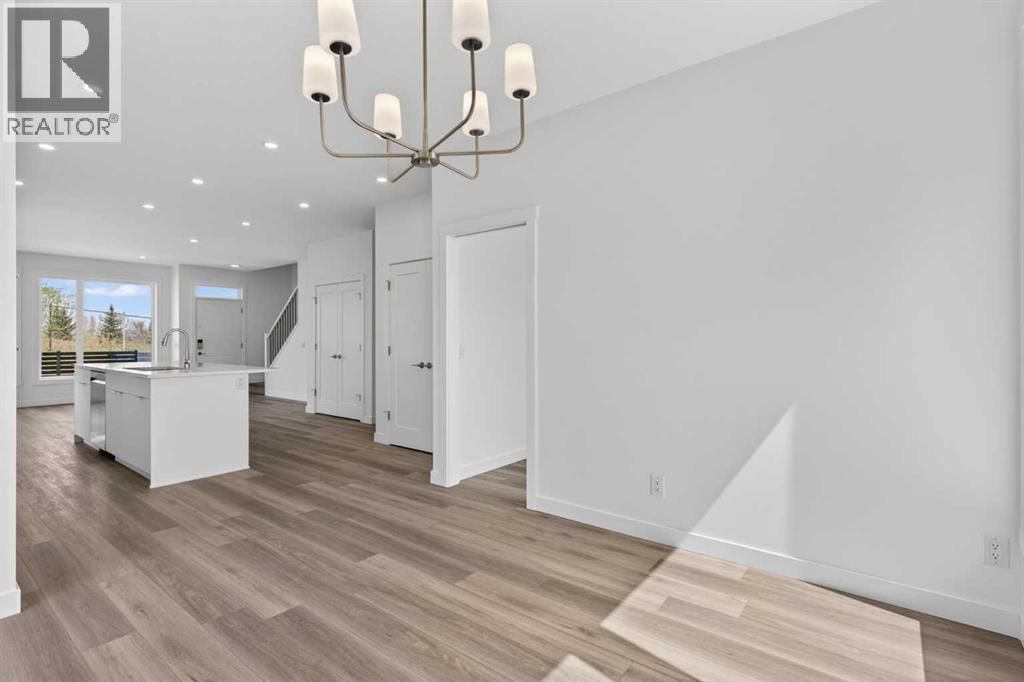 2537 Sovereign Crescent Sw, Calgary, Alberta  T3C 3Y3 - Photo 15 - A2308805
