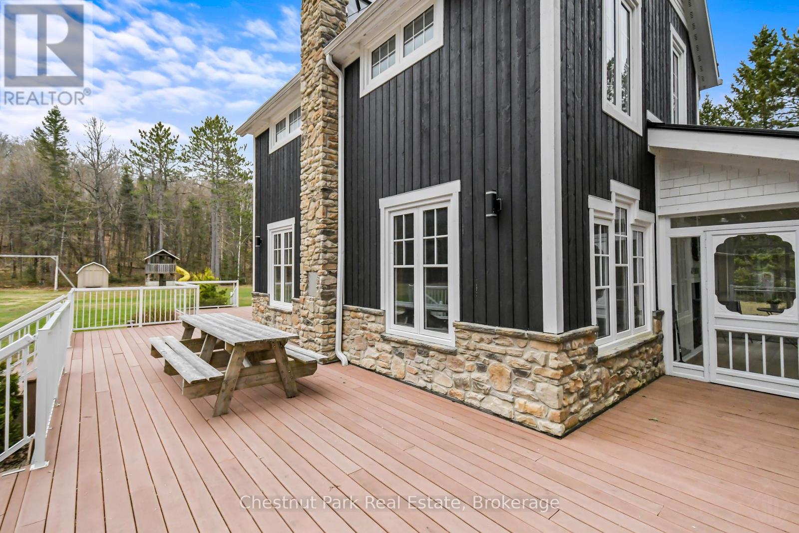 12 Emsdale Lake Road, Perry, Ontario  P0A 1M0 - Photo 8 - X12895376