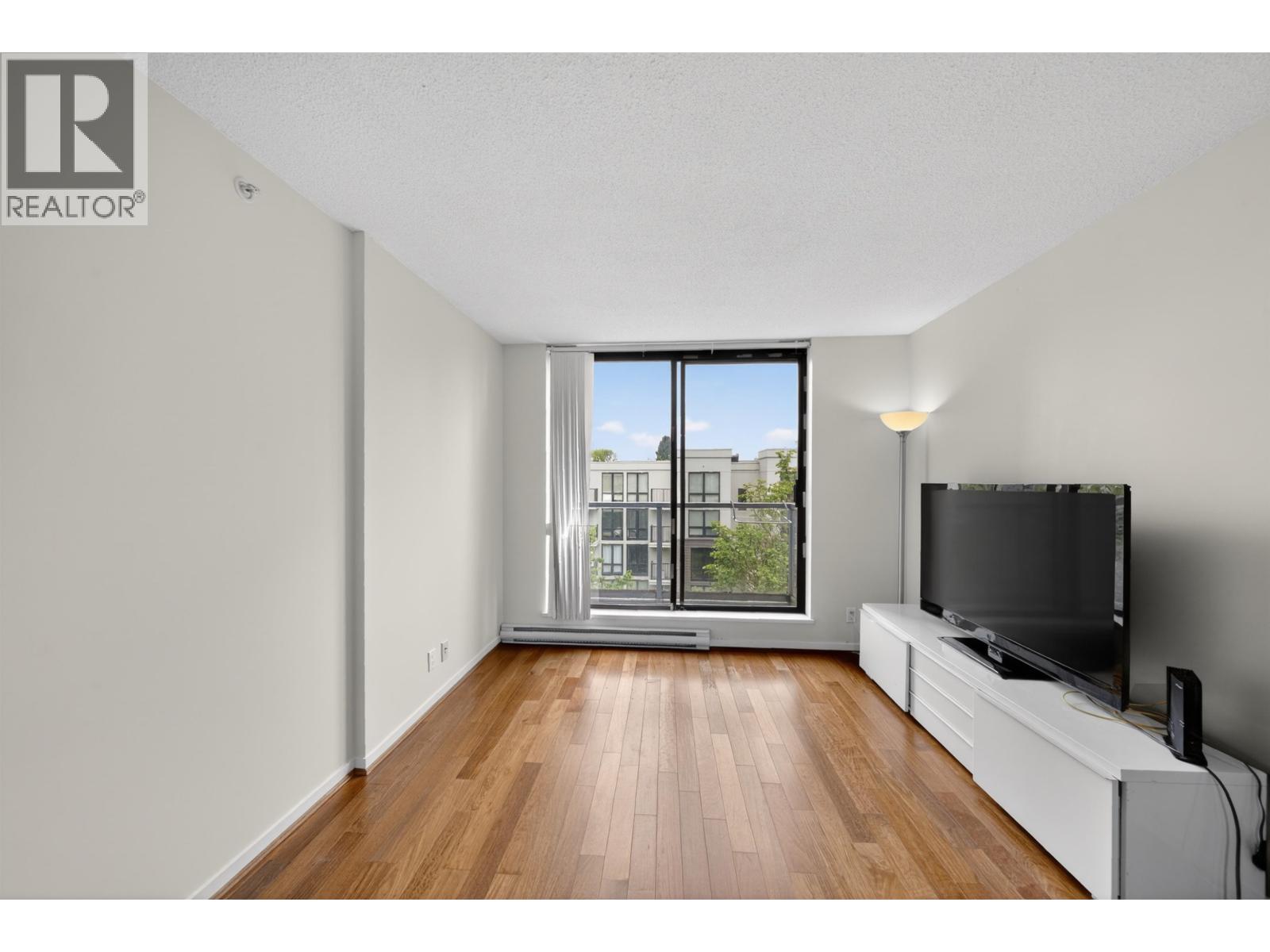403 3638 Vanness Avenue, Vancouver, British Columbia  V5R 6H6 - Photo 6 - R3121618