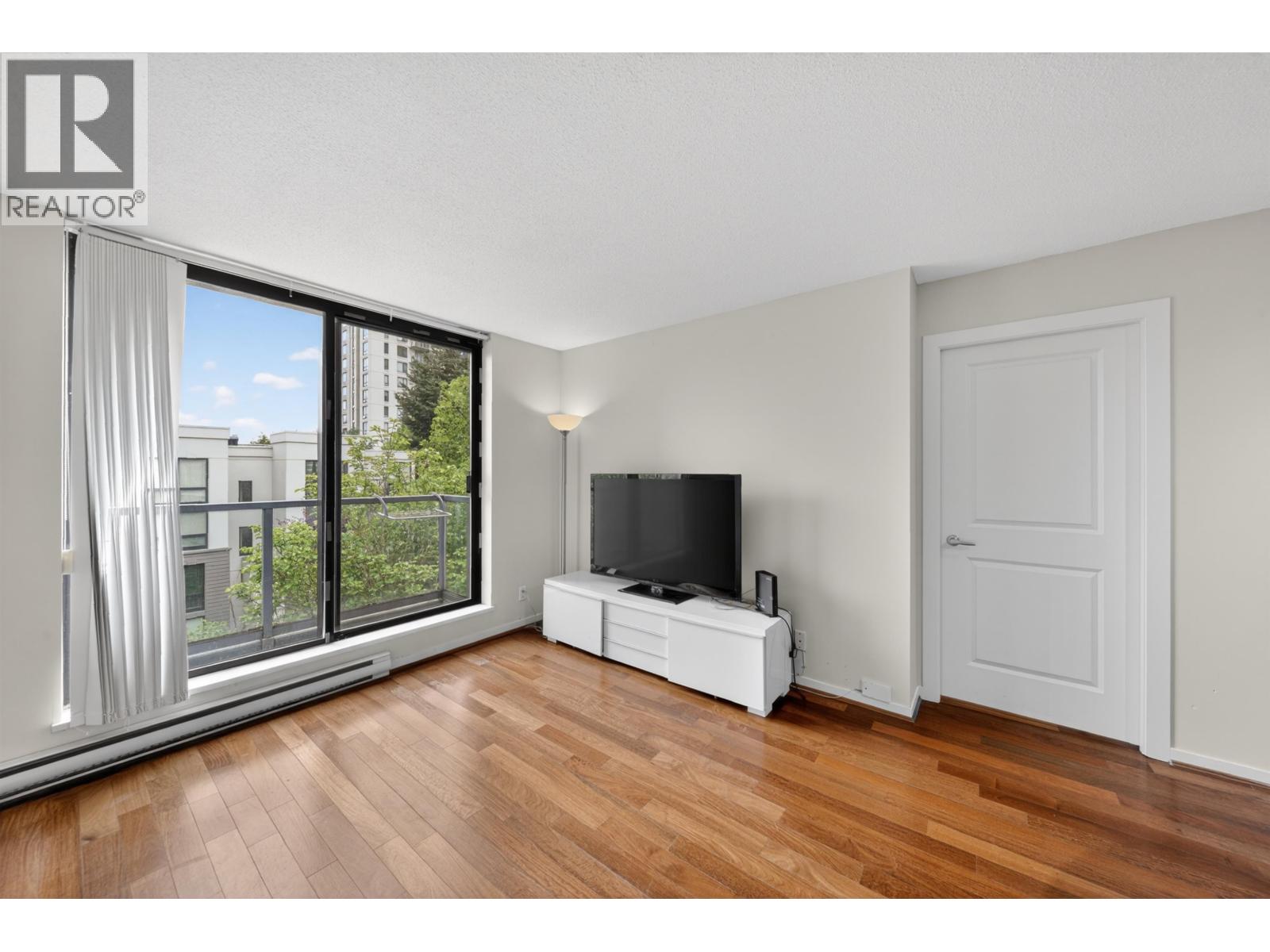 403 3638 Vanness Avenue, Vancouver, British Columbia  V5R 6H6 - Photo 5 - R3121618