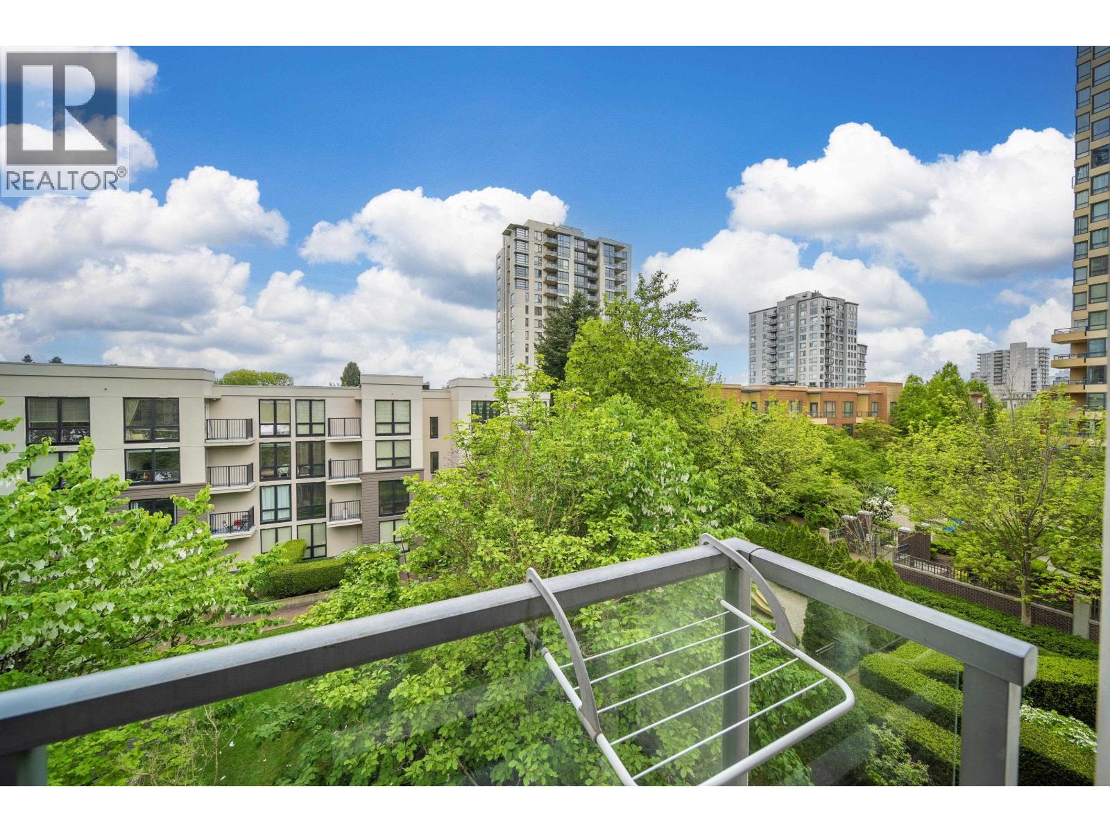 403 3638 VANNESS AVENUE, Vancouver, British Columbia