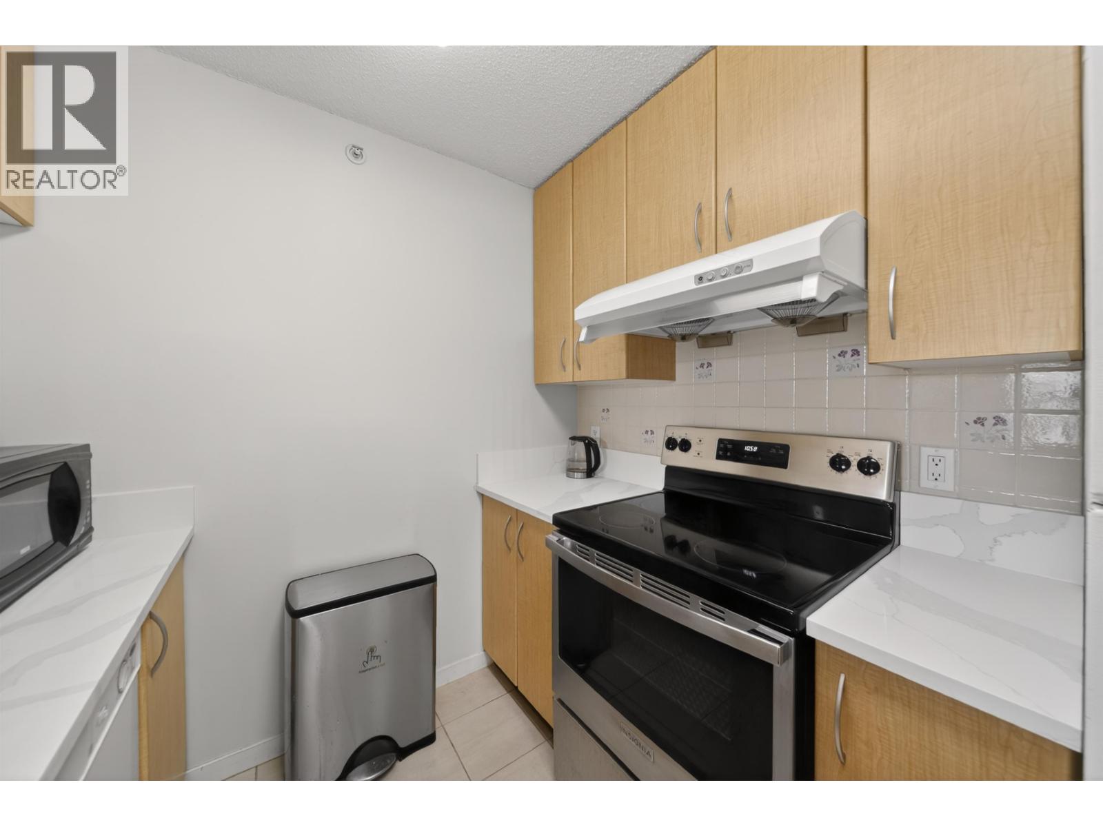 403 3638 Vanness Avenue, Vancouver, British Columbia  V5R 6H6 - Photo 12 - R3121618