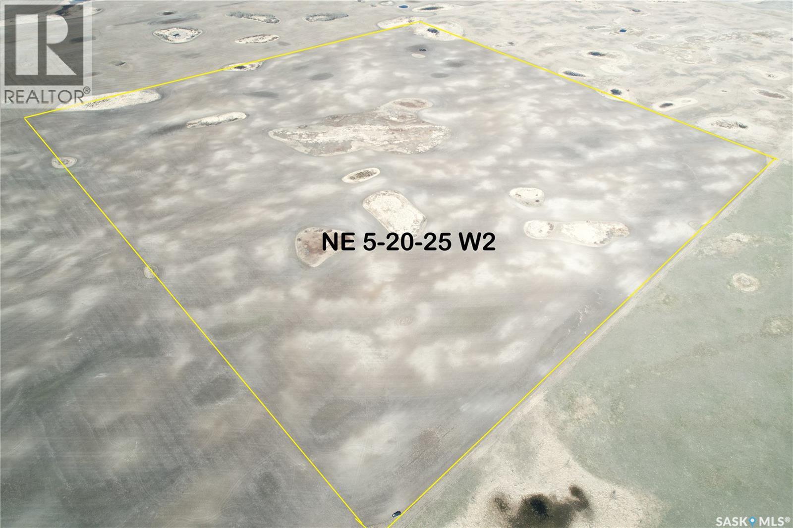 8 Quarters Rm 190, Dufferin Rm No. 190, Saskatchewan  S0G 0H0 - Photo 2 - SK035310
