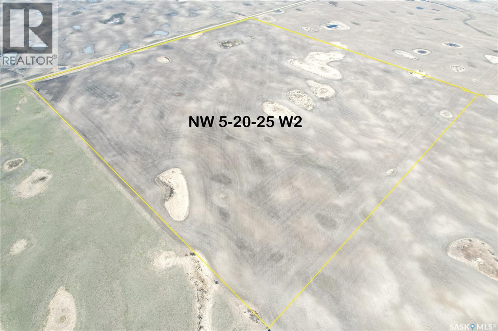 8 Quarters Rm 190, Dufferin Rm No. 190, Saskatchewan  S0G 0H0 - Photo 3 - SK035310