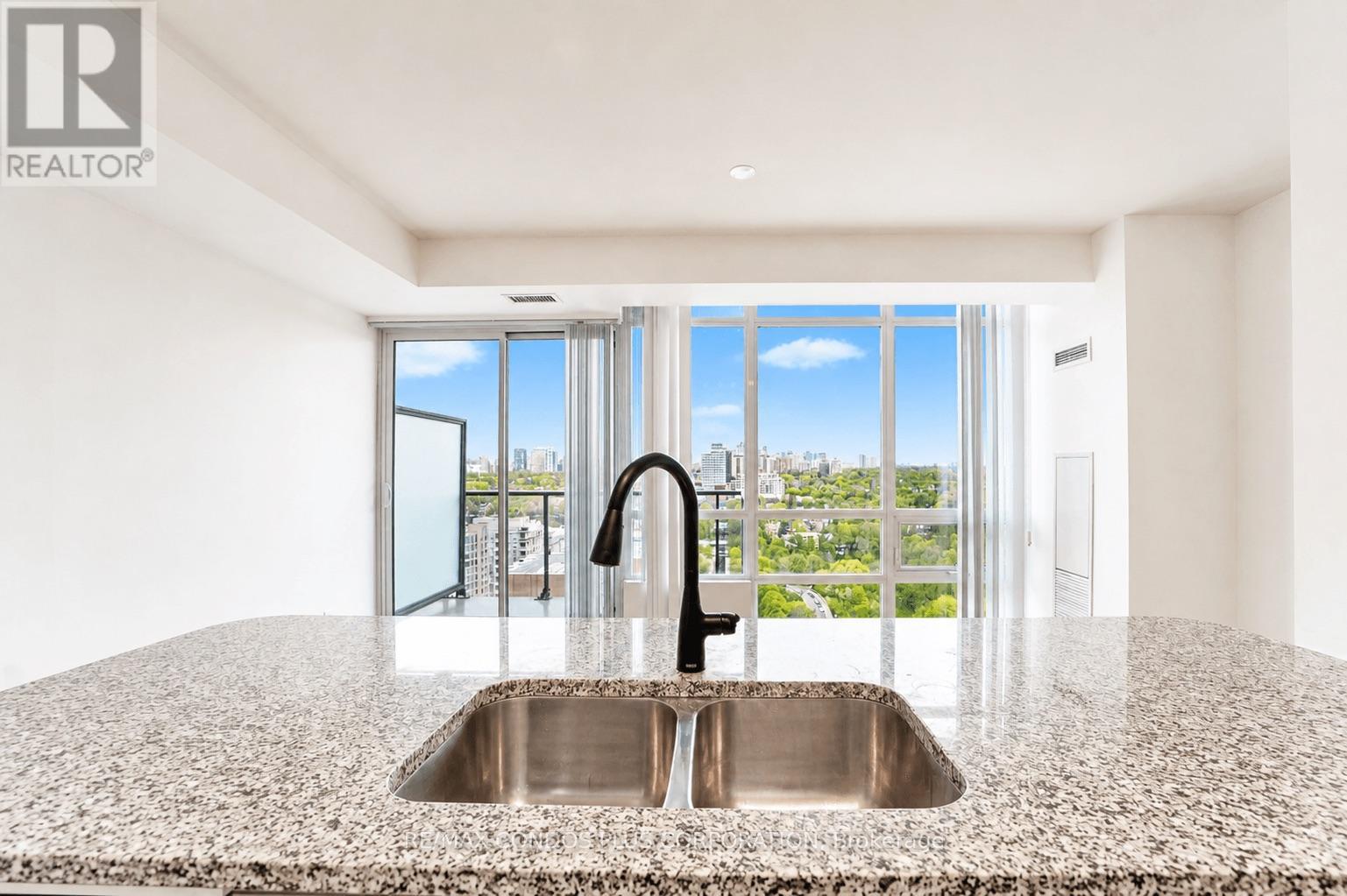2303 - 825 Church Street, Toronto, Ontario  M4W 3Z4 - Photo 14 - C12931544