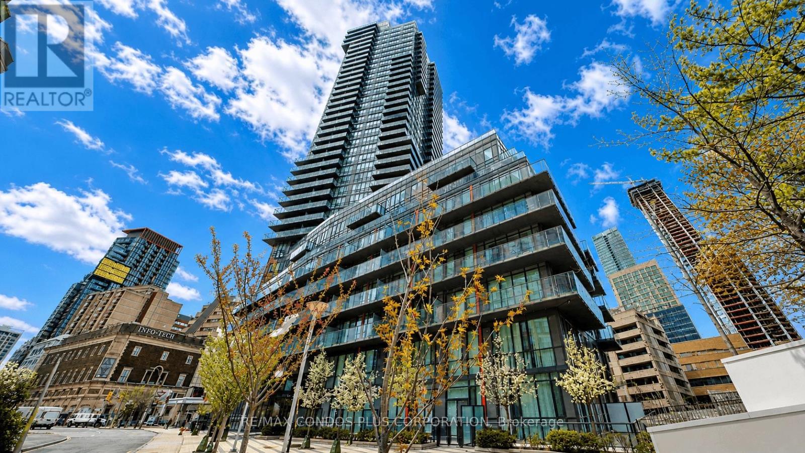 2303 - 825 Church Street, Toronto, Ontario  M4W 3Z4 - Photo 9 - C12931544