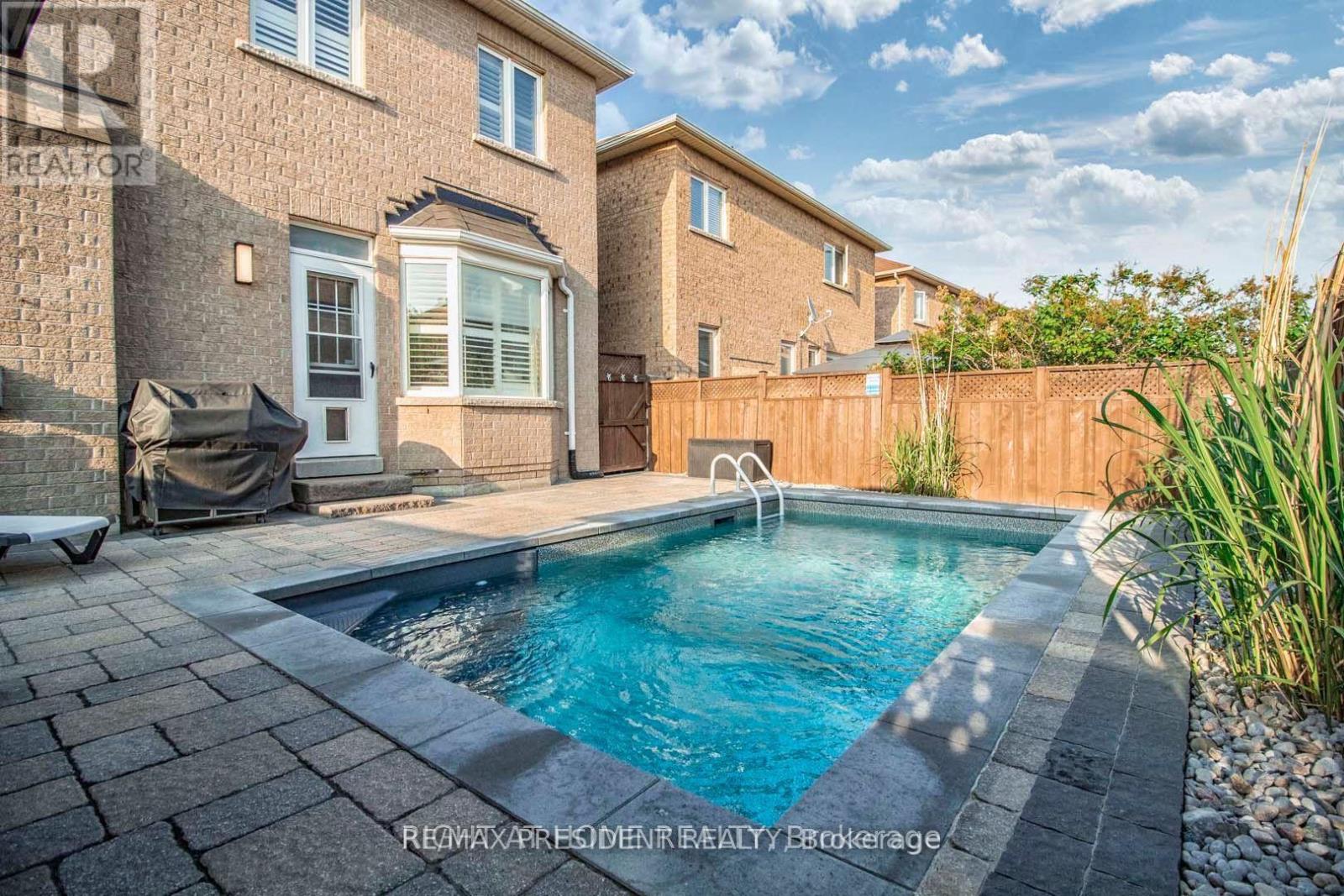 44 Robitaille Drive, Brampton, Ontario  L6R 0H6 - Photo 29 - W13103666