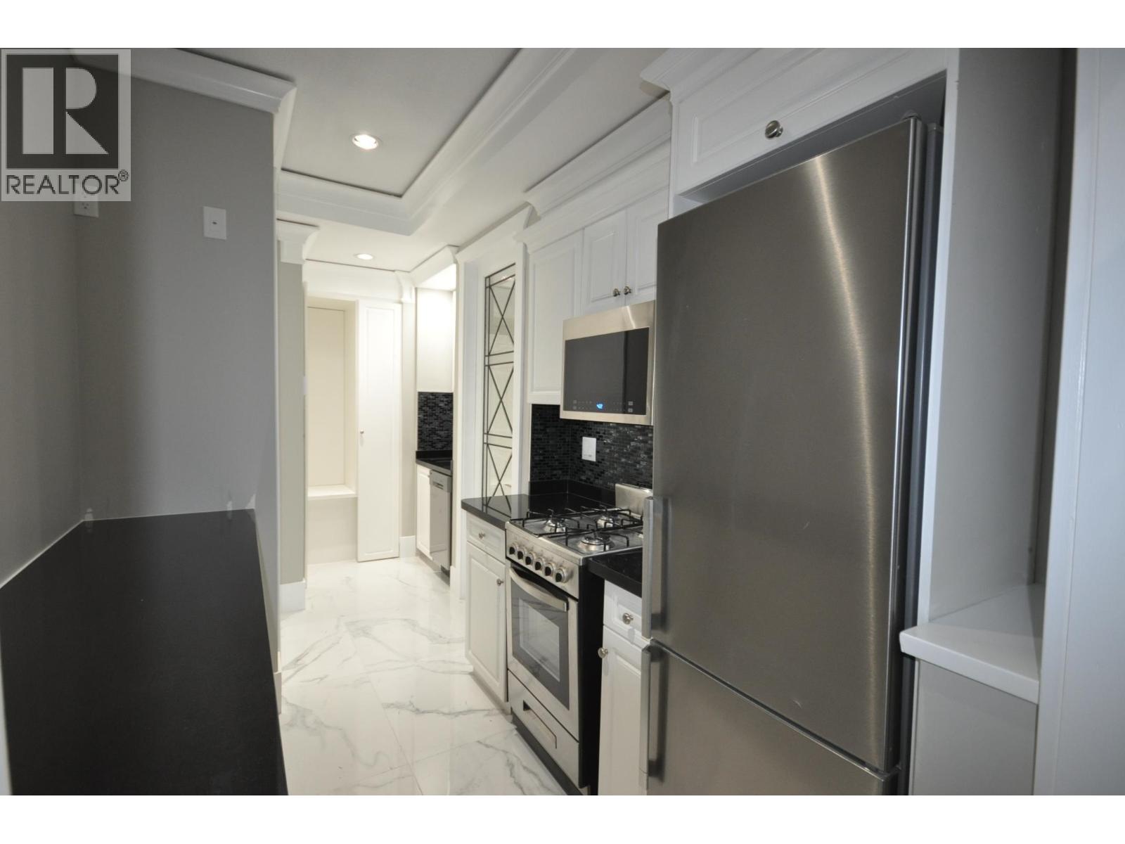 7505 Kingsway, Burnaby, British Columbia  V3N 3C1 - Photo 7 - R3121680