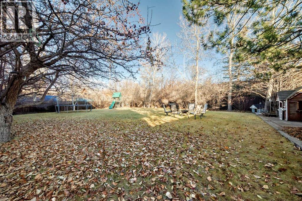 36 Varsity Estates Court NW, Calgary, Alberta  T3B 5B1 - Photo 45 - A2309513